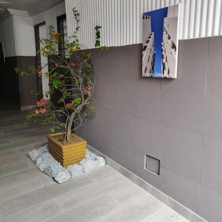 La Maison De Kouadio Абиджан Екстериор снимка